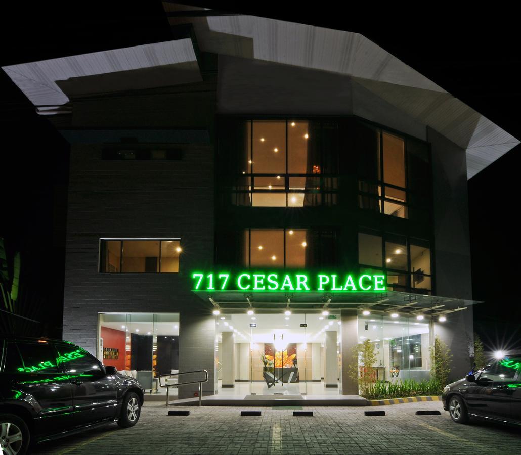 717 Cesar Place Hotel Tagbilaran Extérieur photo